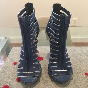 Dolce Vita blue suede caged sandals in 7.5
